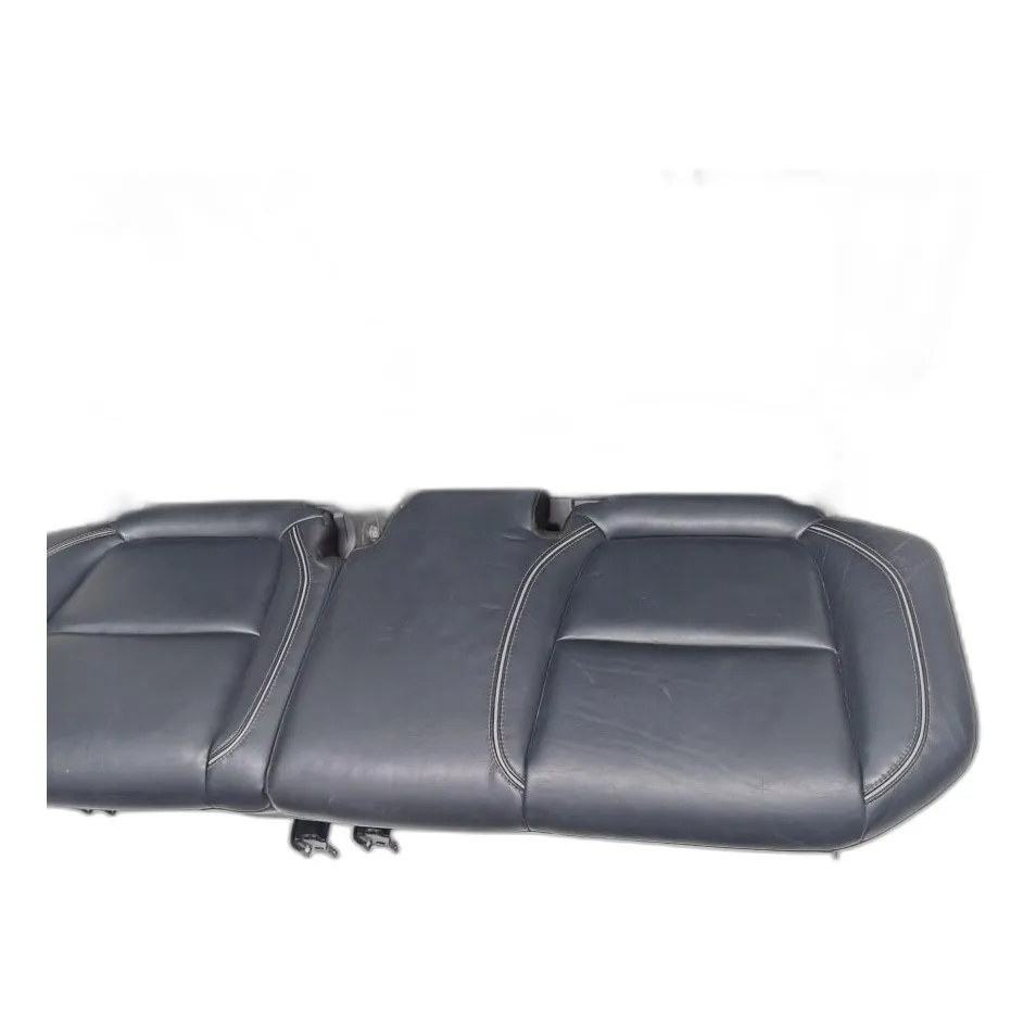 tapicerka foteli tylnych do samochodu z lat 2015–2018 — zdjęcie 3
