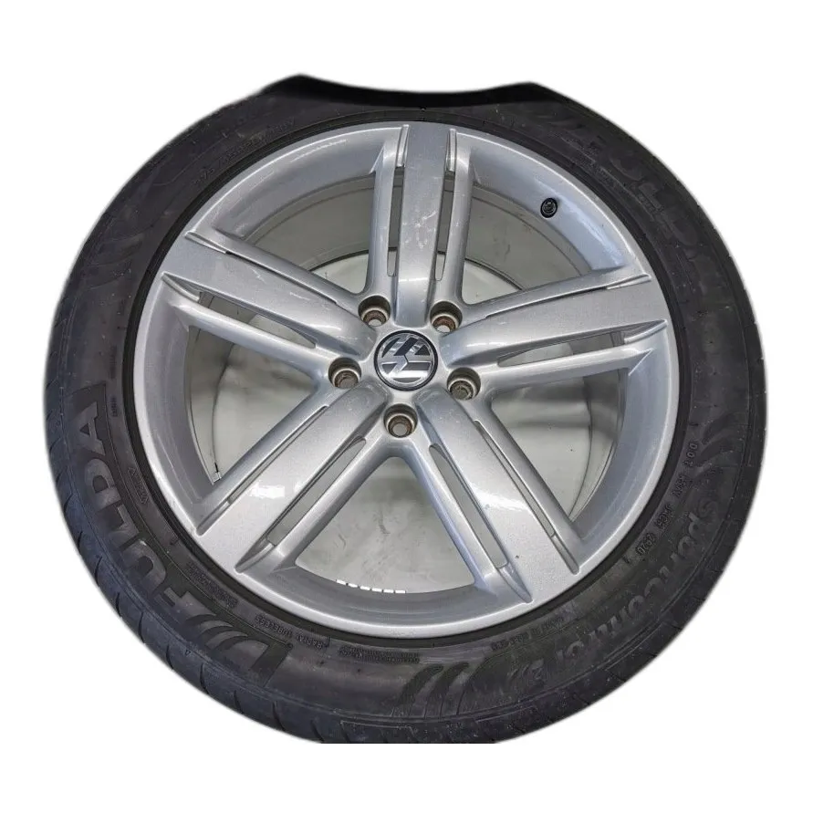 Komplet felg aluminiowych 20 z oponami letnimi 275/45 R20 — zdjęcie 3